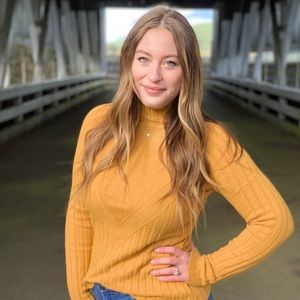 Meet your Posher, Madeline